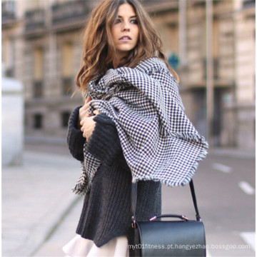 Moda Estilo Clássico Outono Inverno Plaid Patchwork Tassel Alta Qualidade Preto Branco Scarves Shawl